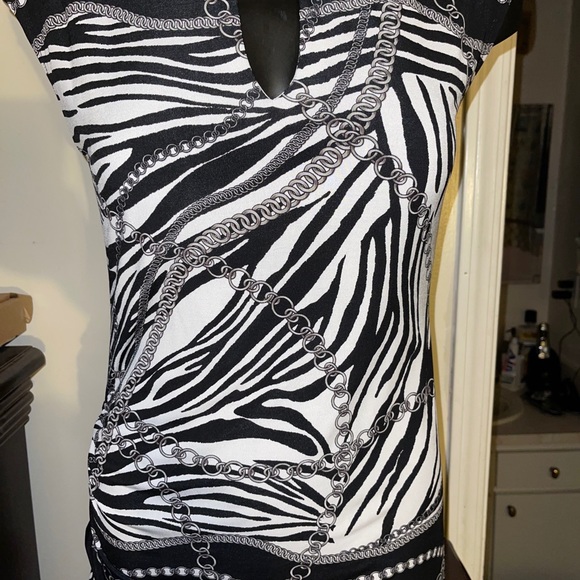 Cache M Zebra Chain Print Black White Gray Stretch Knit Top Ruched Tie Side - Picture 3 of 12